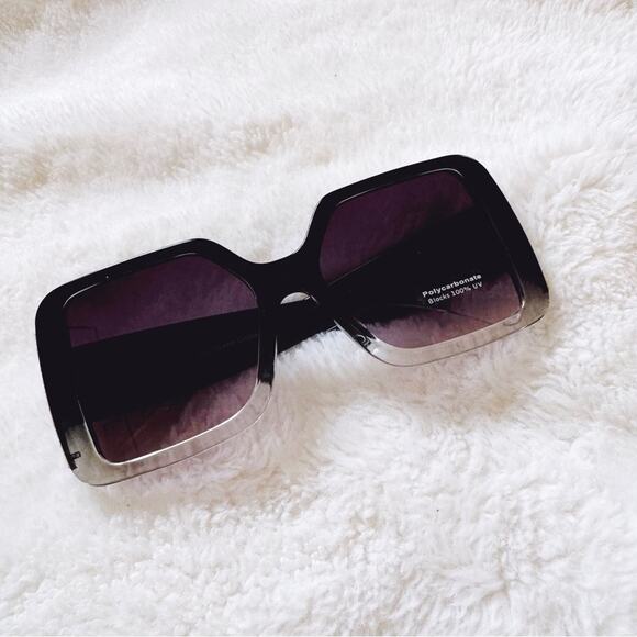 Junia Clear Black Oversized Sunglasses - Picture 2 of 10